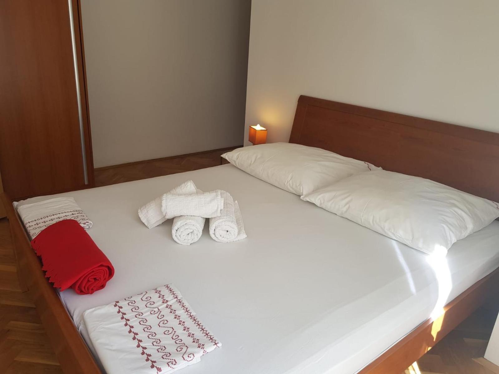 Apartments Nena Подстрана Экстерьер фото
