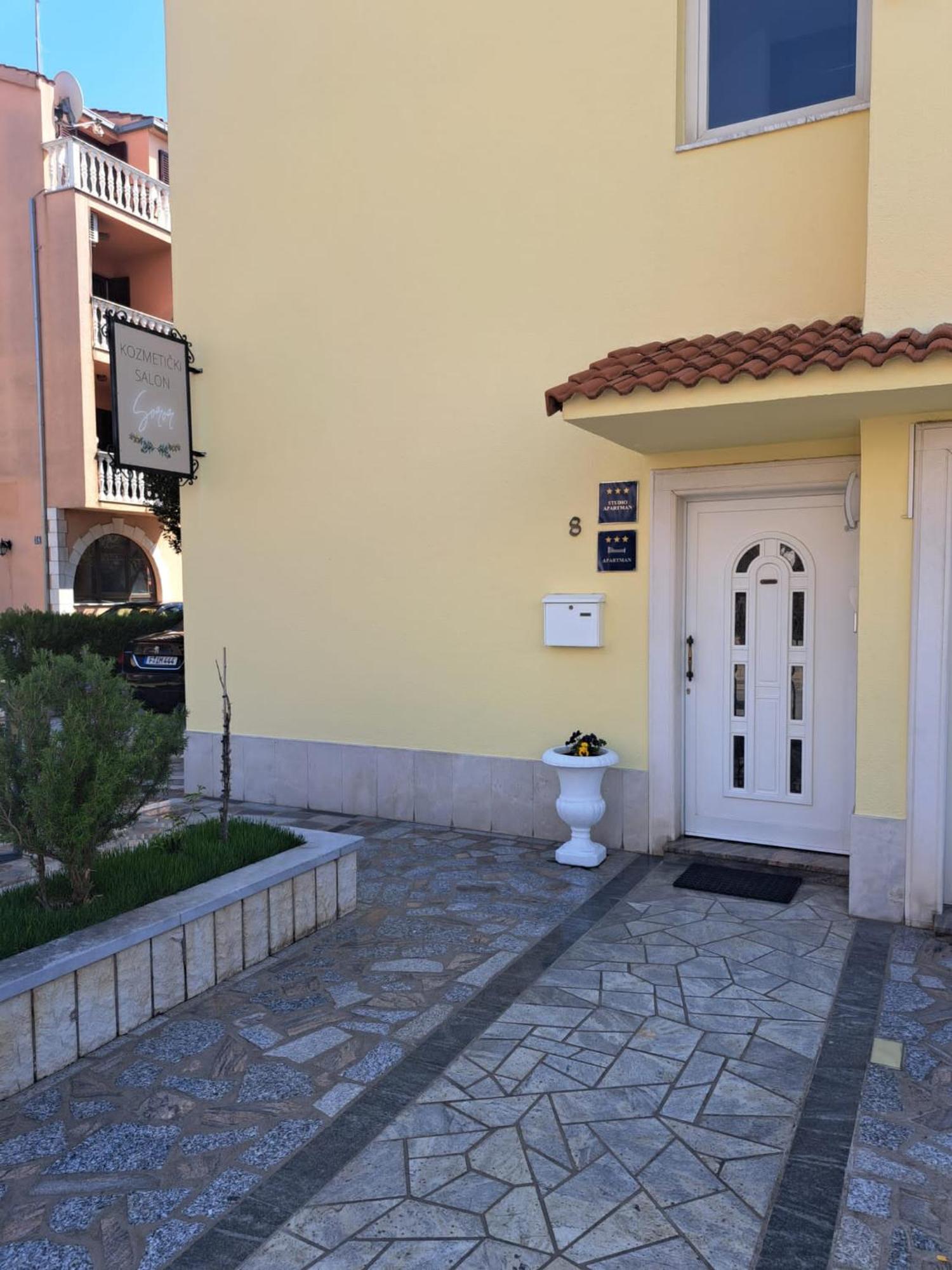 Apartments Nena Подстрана Экстерьер фото