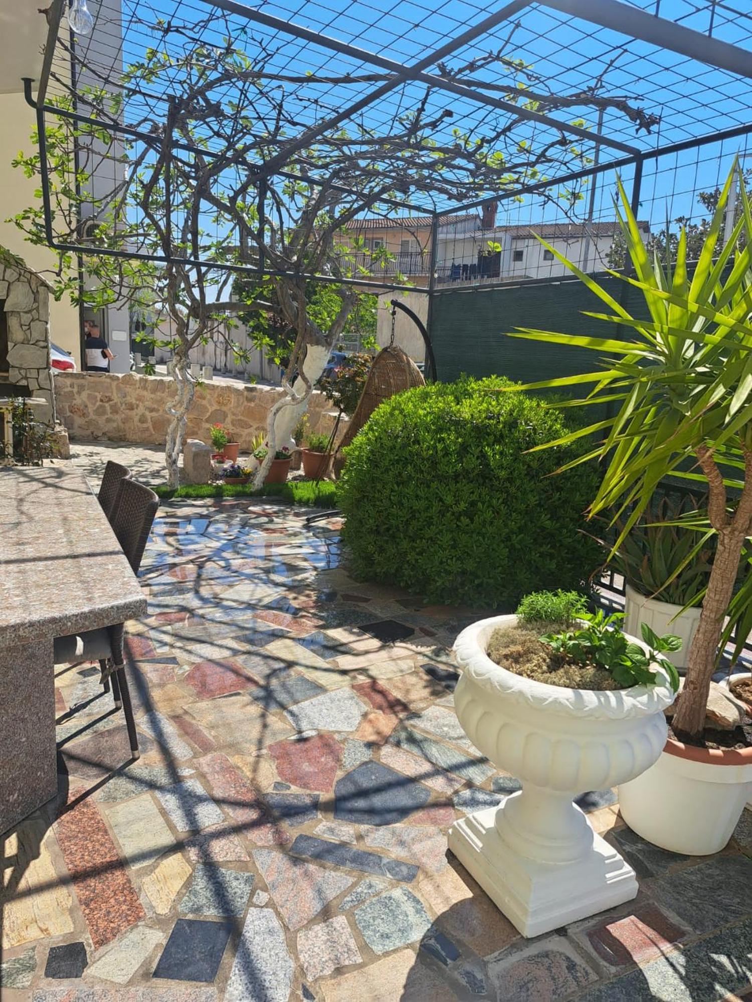 Apartments Nena Подстрана Экстерьер фото